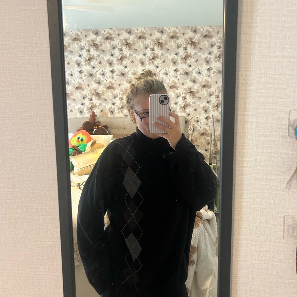 Arrow Men's Black Turtleneck Sweater